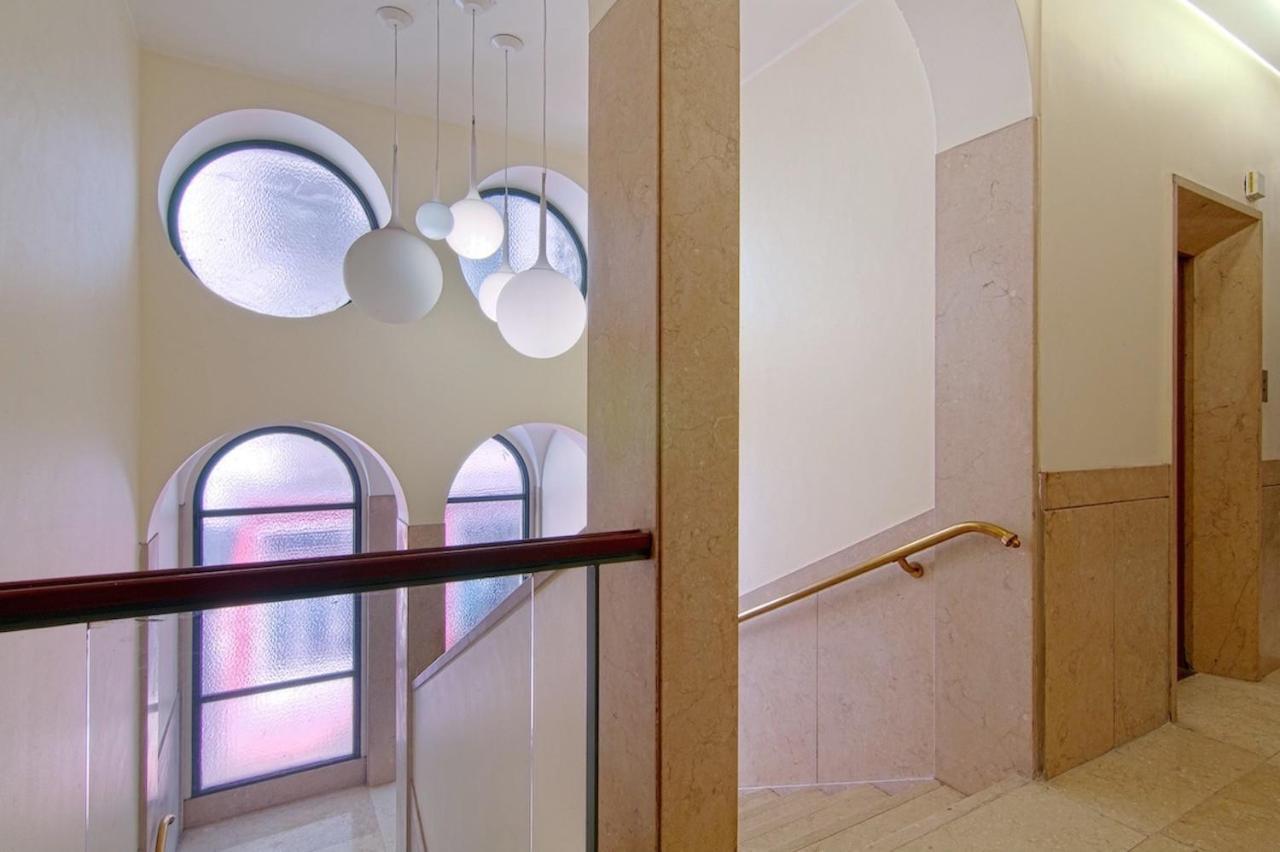 Contempora - Cavallotti 13 - B12a Milaan
